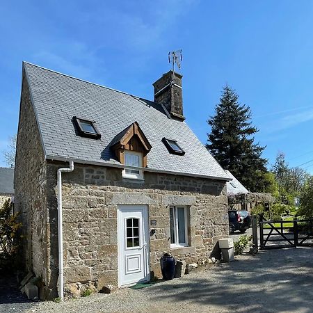 Le Petit Fleur - The Little Flower, Cosy Cottage Saint-Michel-de-Montjoie エクステリア 写真