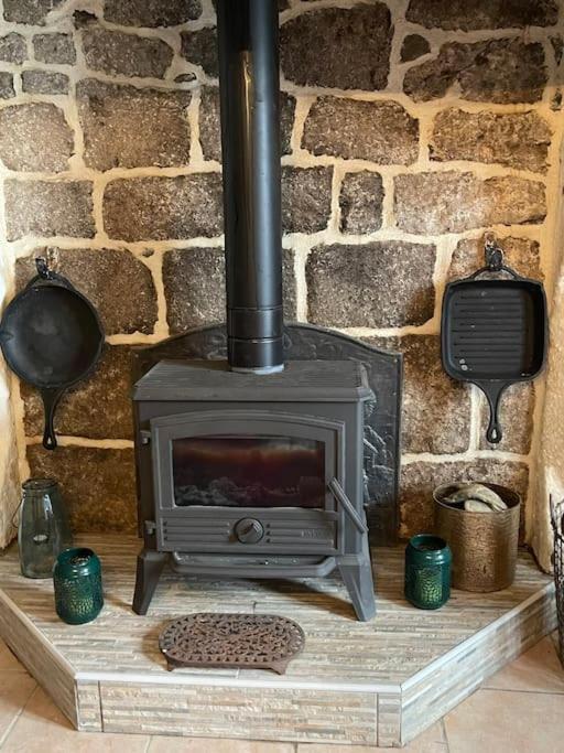 Le Petit Fleur - The Little Flower, Cosy Cottage Saint-Michel-de-Montjoie エクステリア 写真